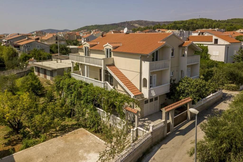 Royal Platinum Studio Apartment Βόντιτσε Εξωτερικό φωτογραφία